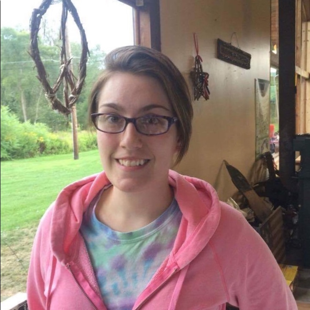 Meet your Posher, Jasmine
